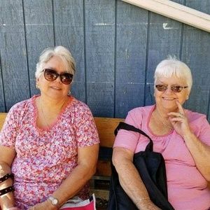 Meet your Posher, Francine